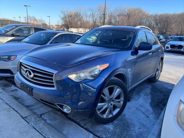 2015 INFINITI QX70