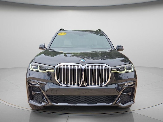 2022 BMW X7