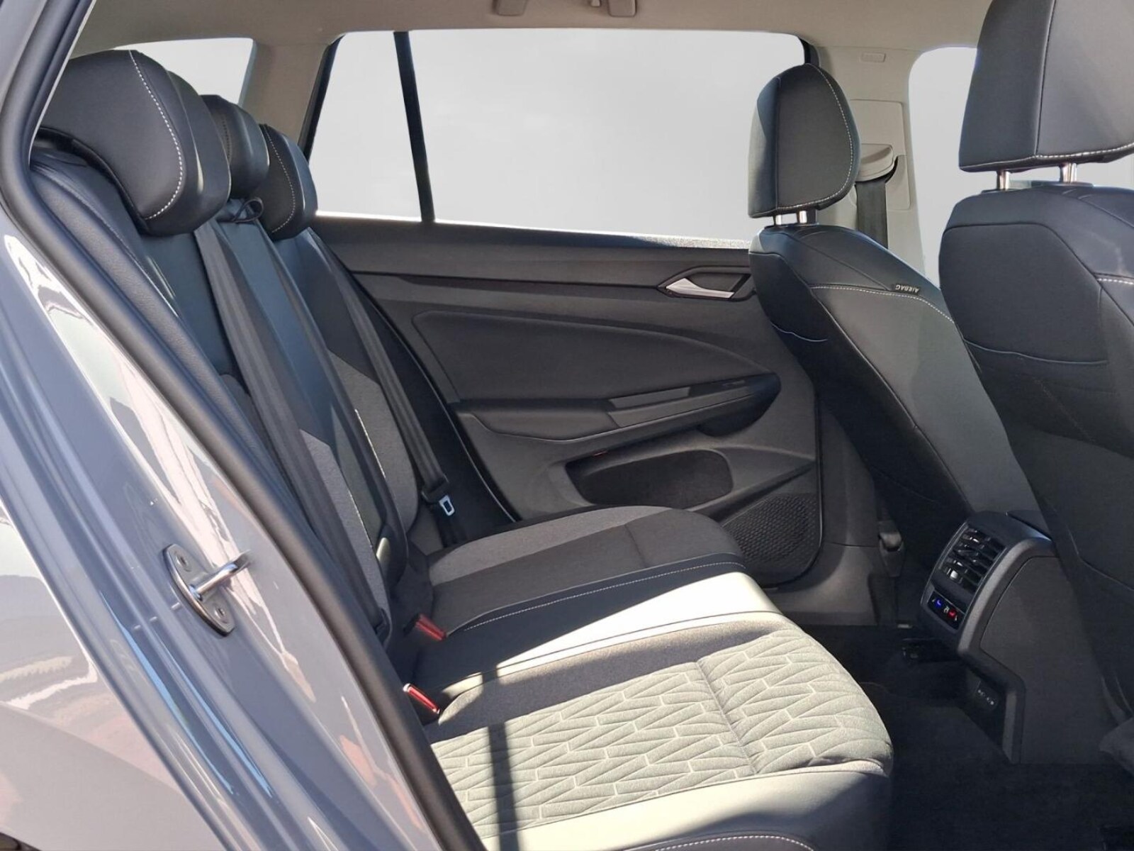 Volkswagen Golf Variant – Bild 5