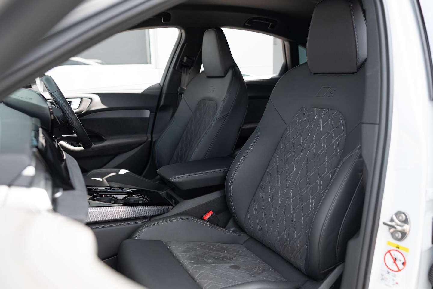 Image about Audi S5 Sedan TFSI quattro 270 kW S tronic