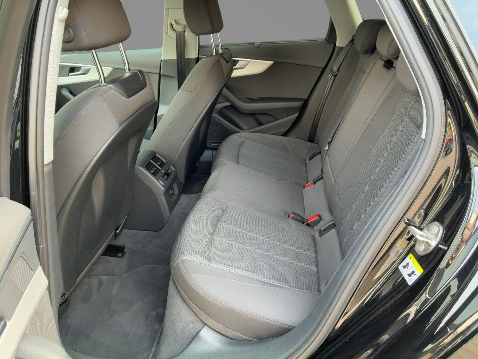 Audi A4 Avant – Bild 7