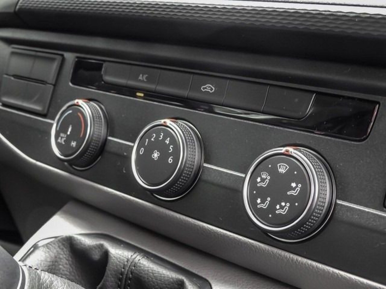 Volkswagen T6.1 Transporter Kasten kurzer Radstand – Bild 15