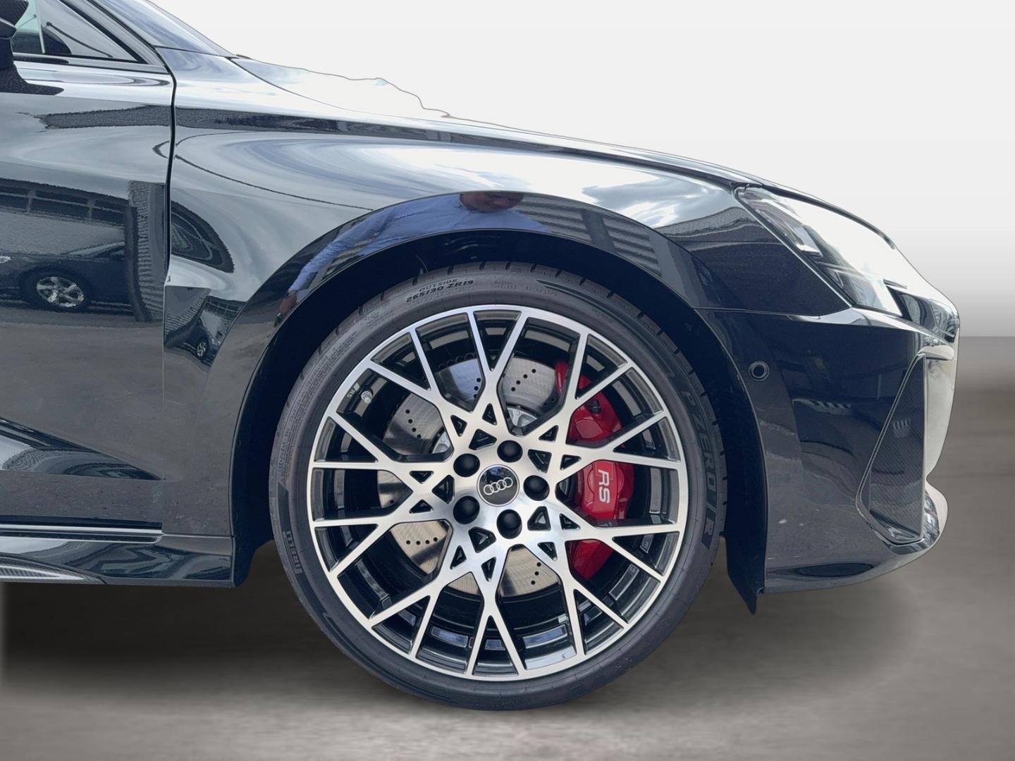 Image about Audi RS 3 Limousine TFSI quattro S tronic