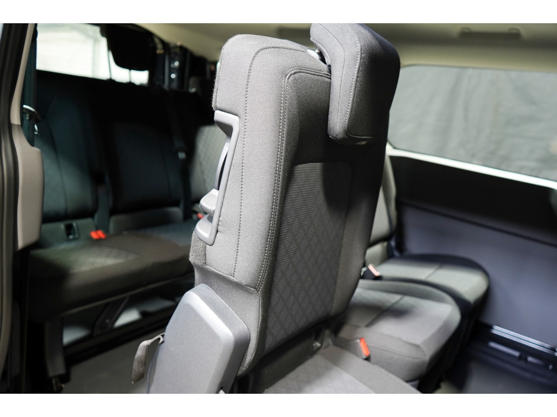 Volkswagen Transporter Kombi kurzer Radstand