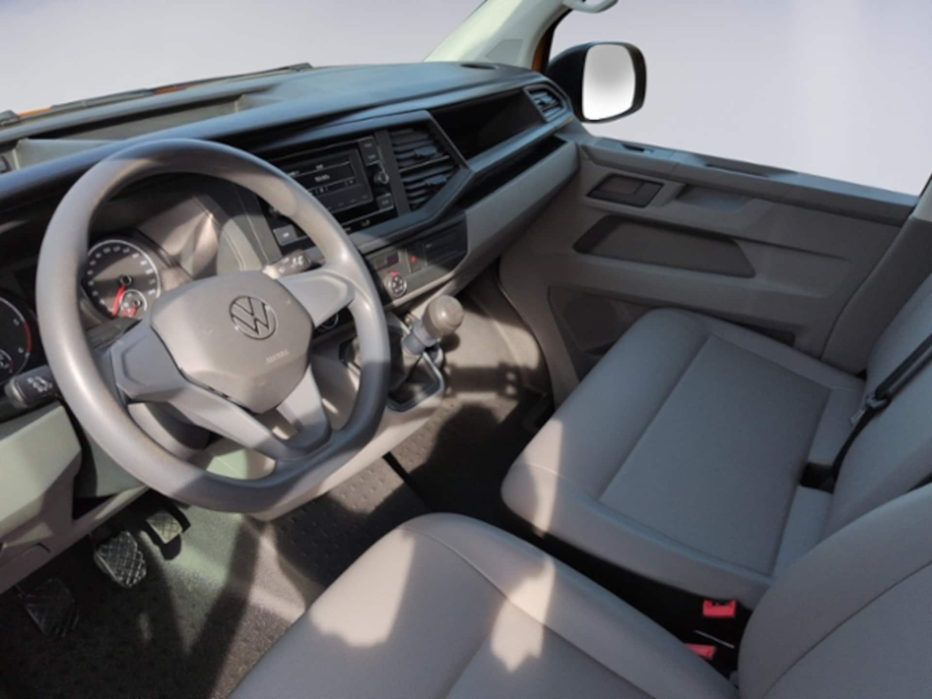Volkswagen T6.1 Transporter Kasten langer Radstand