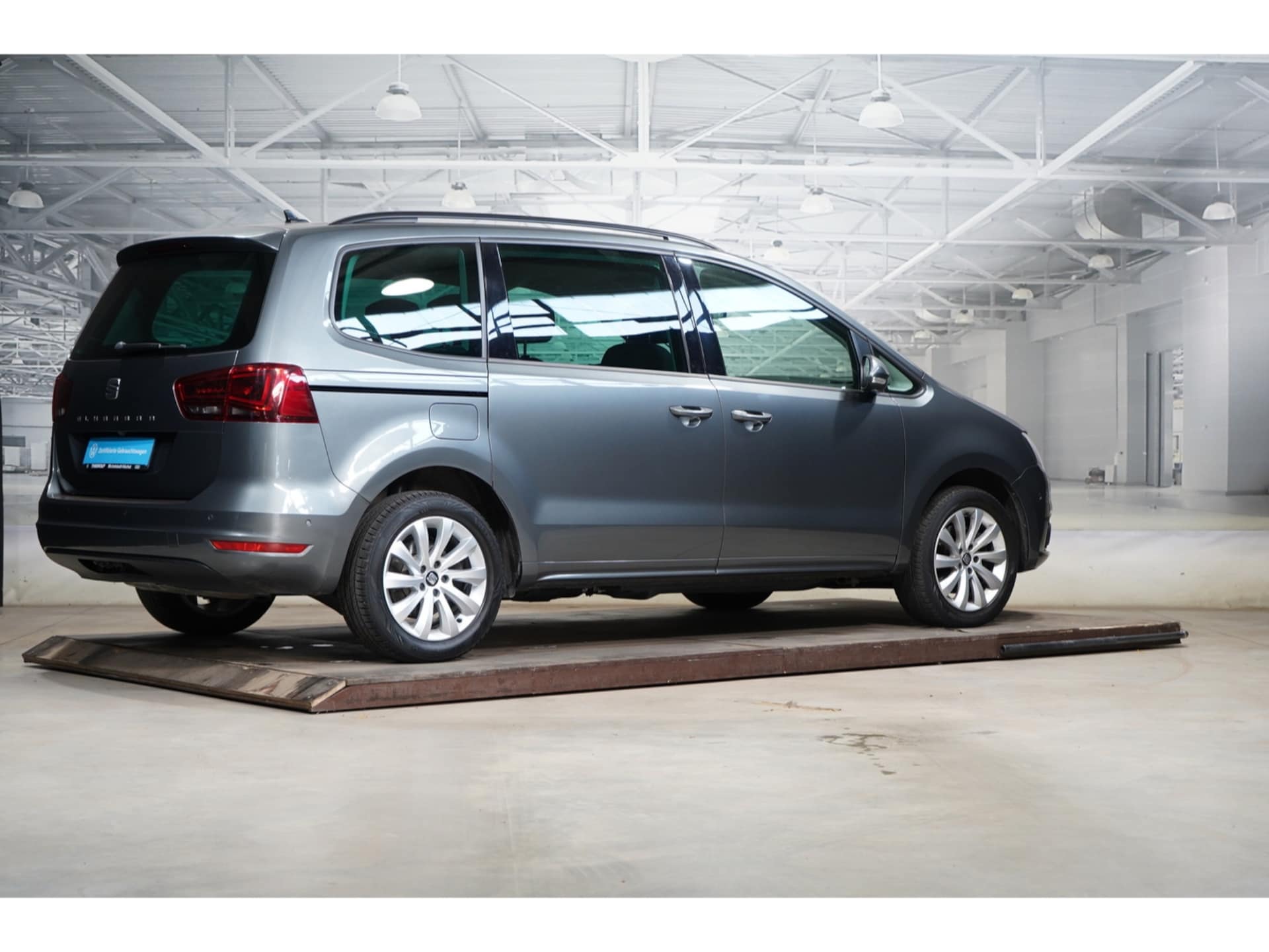 SEAT Alhambra Style