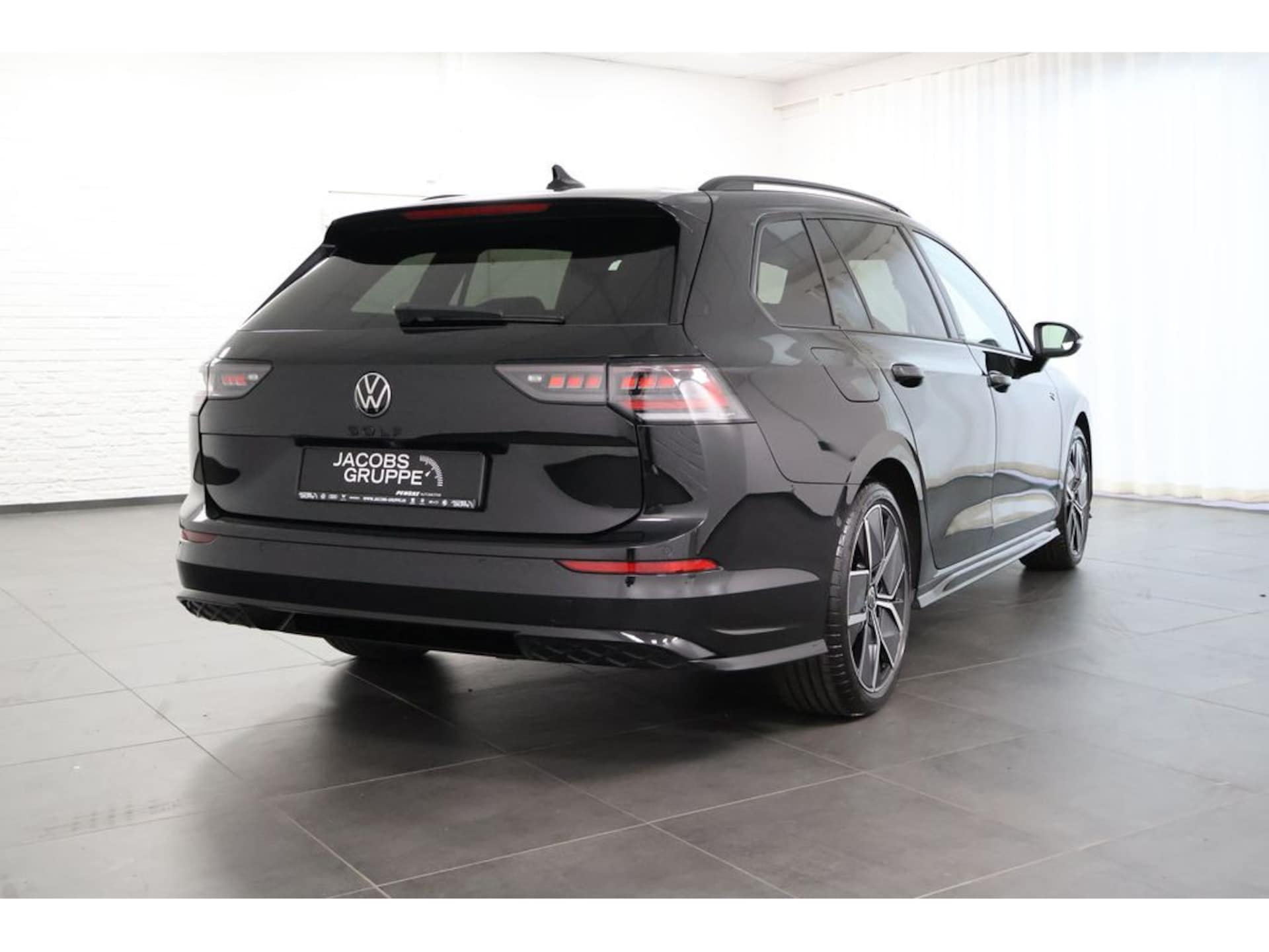 Volkswagen Golf Variant R-Line