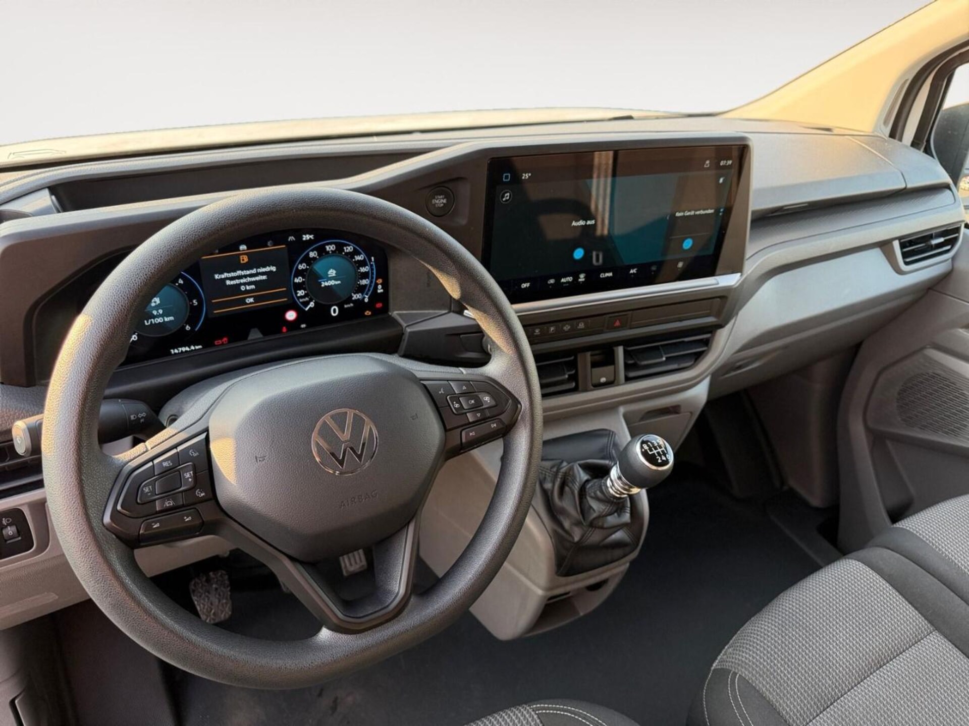 Volkswagen Transporter Kasten langer Radstand