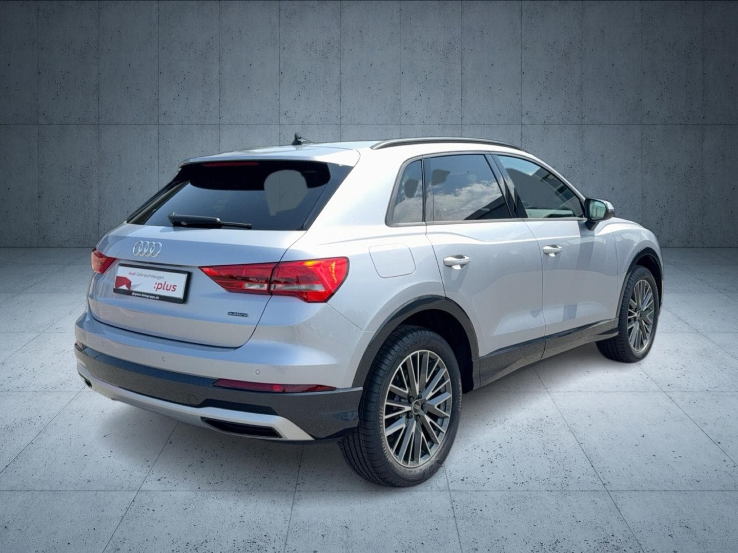 Bild über Audi Q3 TFSI quattro 180 kW S tronic - für weitere Informationen kontaktieren Sie den Audi Partner