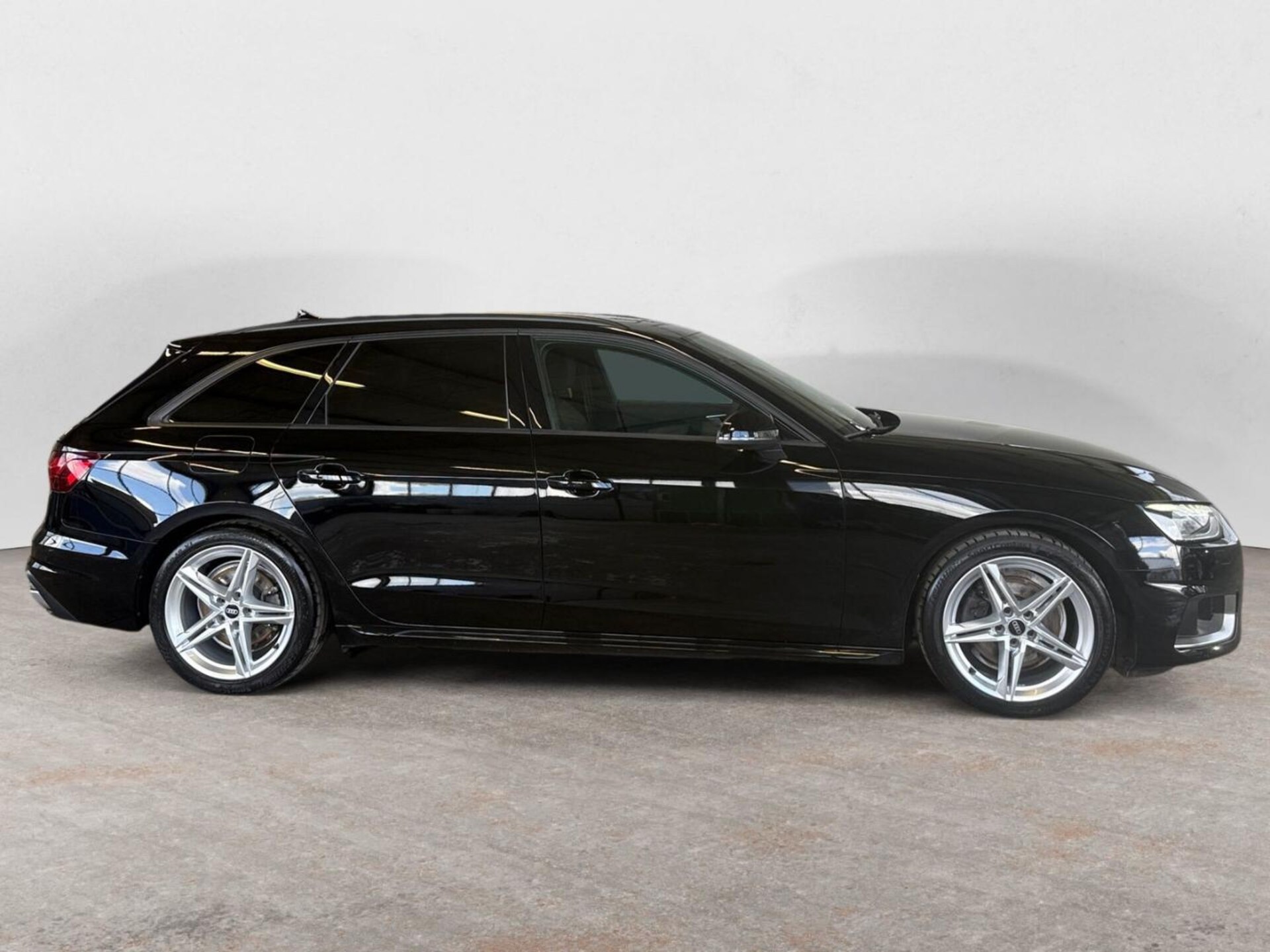 Audi A4 Avant Advanced
