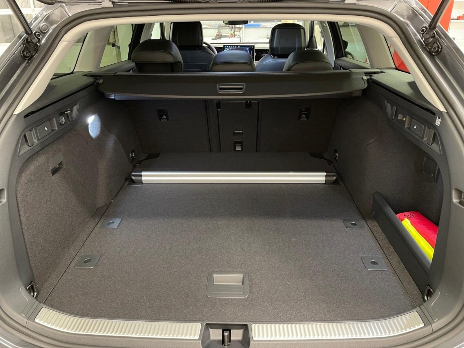 Volkswagen Passat – Bild 16