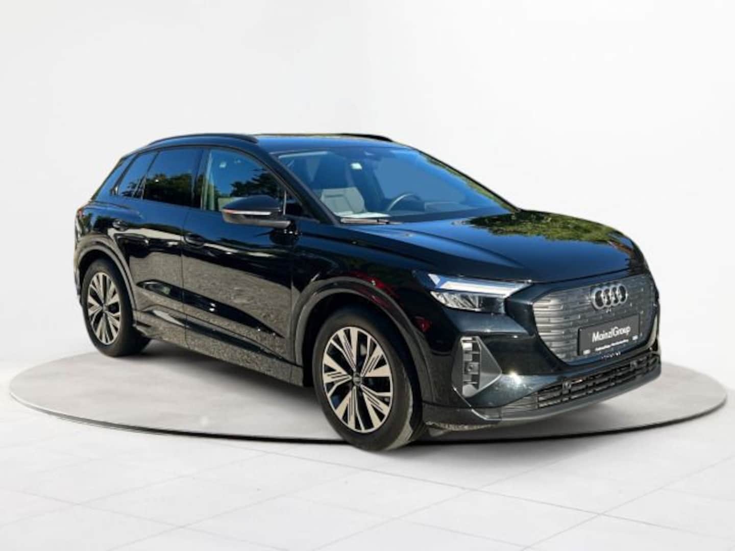 Bild über Audi Q4 e-tron 40 e-tron - für weitere Informationen kontaktieren Sie den Audi Partner