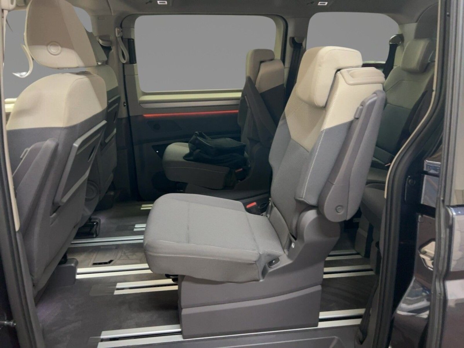 Volkswagen Multivan – Bild 7