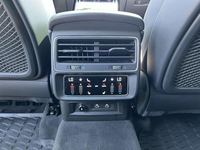 2023 Audi SQ8 Premium Plus - Photo 12