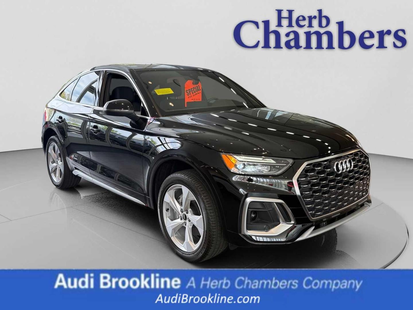 2025 Audi Q5 Sportback 45 Premium Plus quattro's photo
