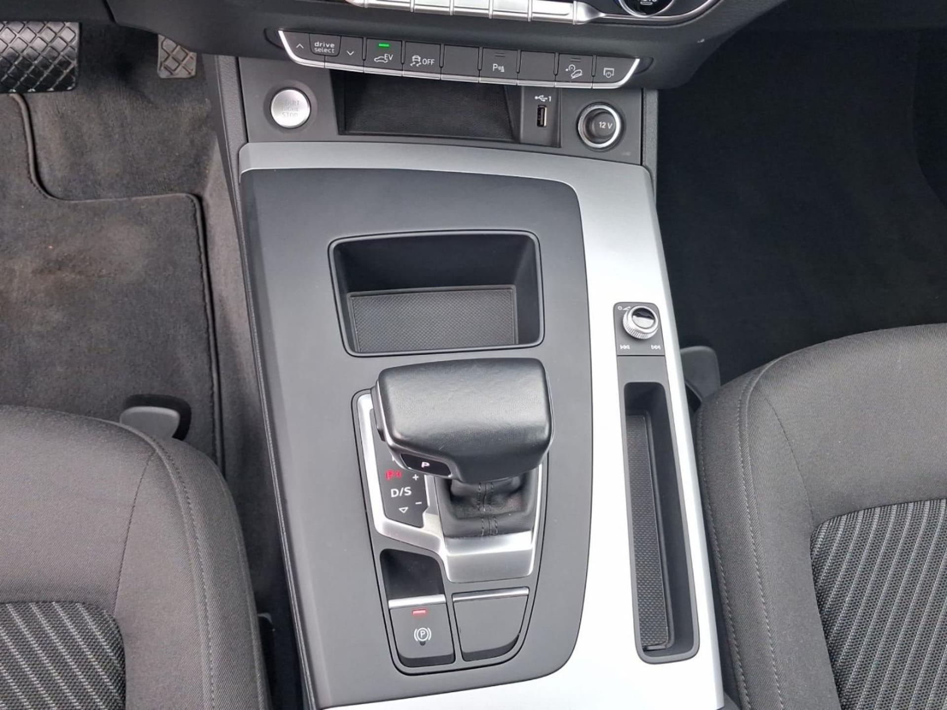Audi Q5 TFSI e advanced