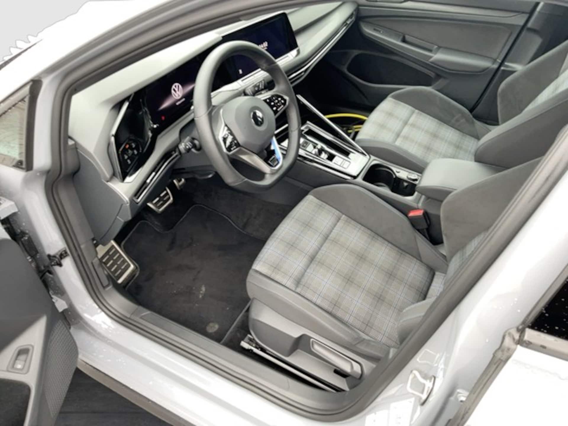 Volkswagen Golf GTE