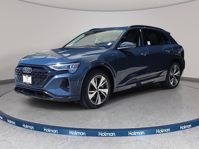 2024 Audi Q8 e-tron