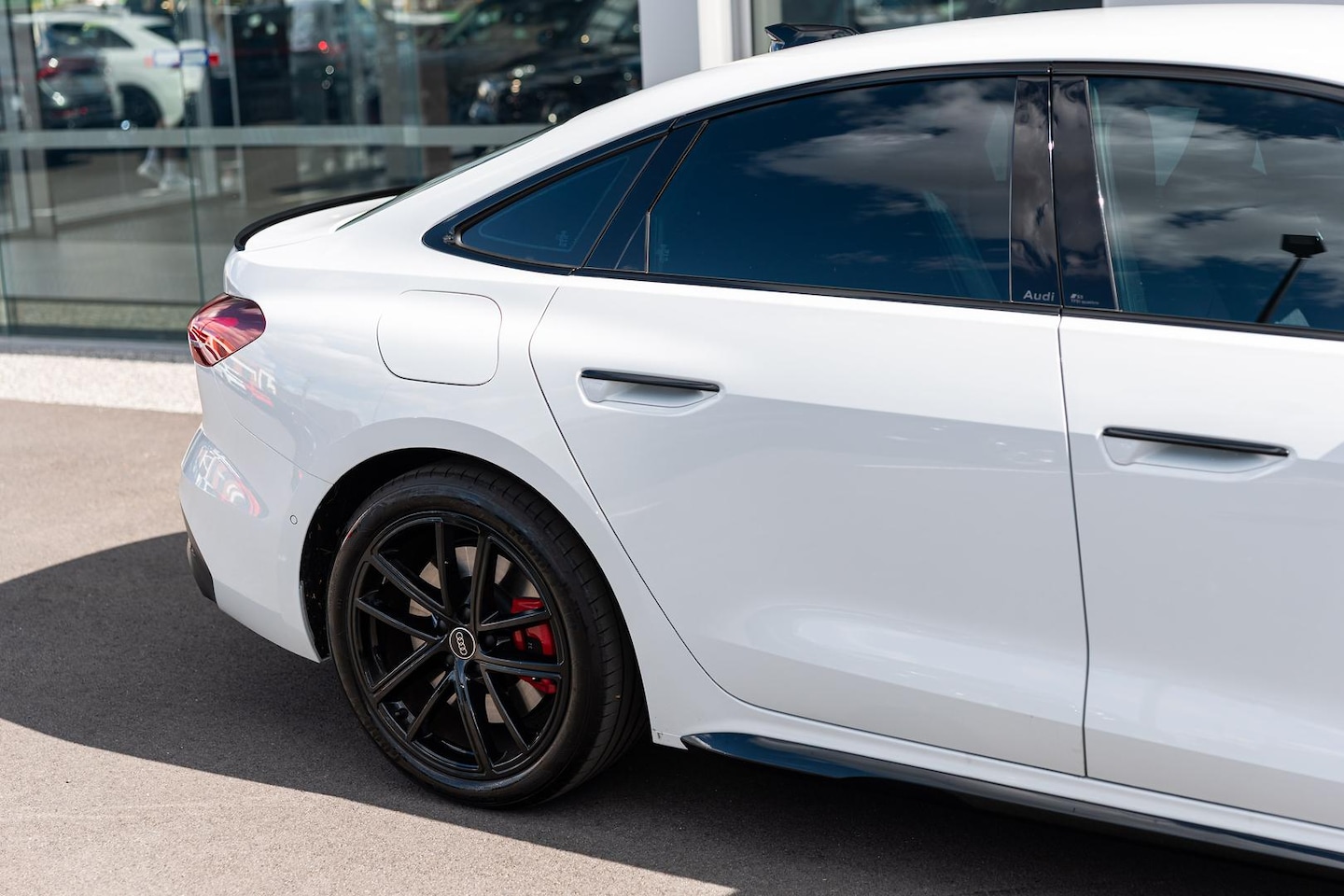 Image about Audi S5 Sedan TFSI quattro 270 kW S tronic