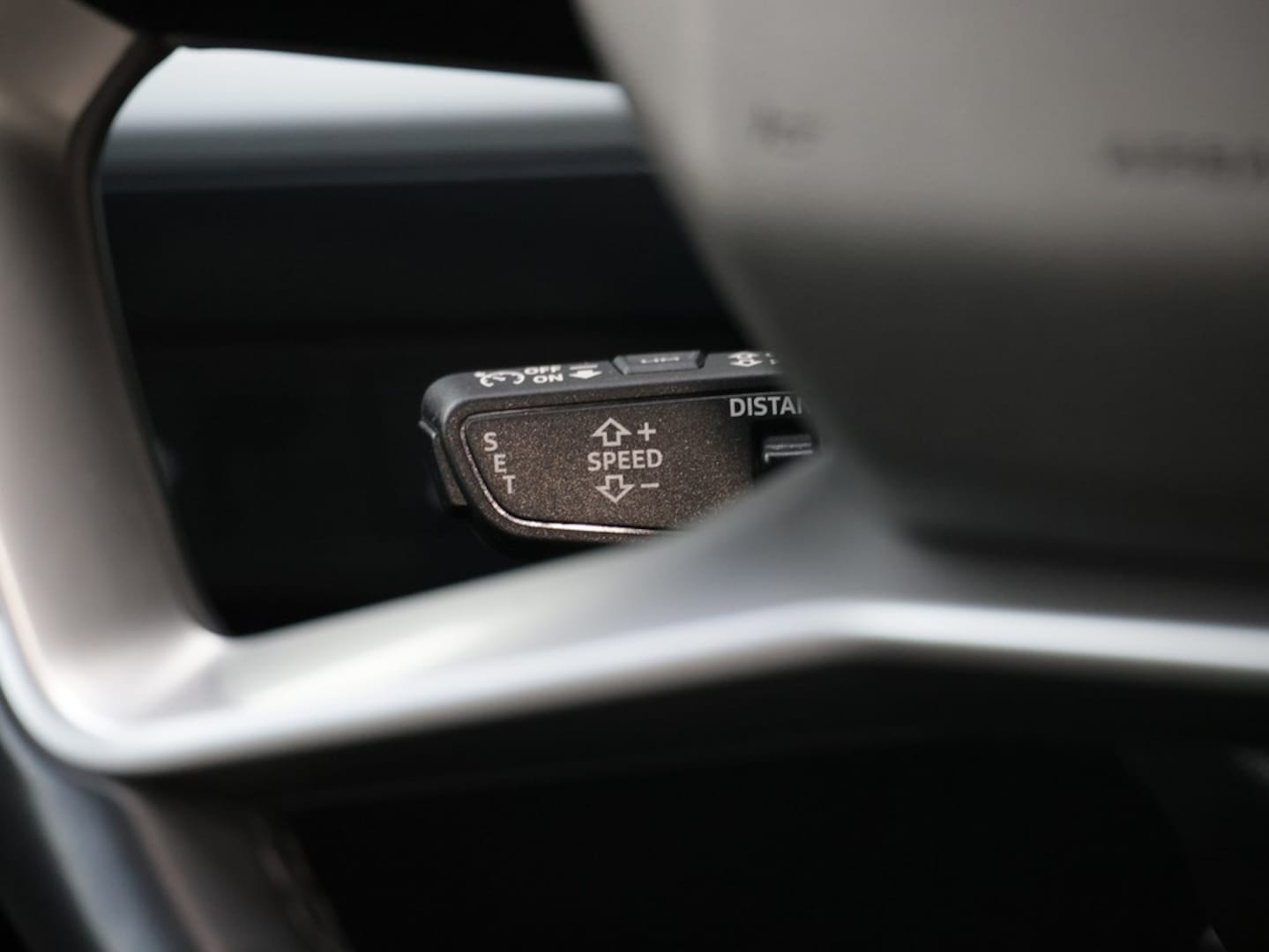 Bild über Audi Q4 e-tron 40 e-tron - für weitere Informationen kontaktieren Sie den Audi Partner