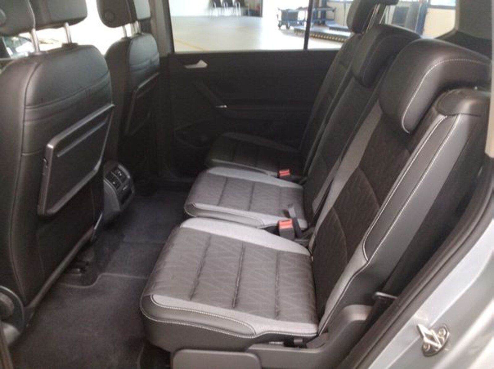Volkswagen Touran – Bild 6