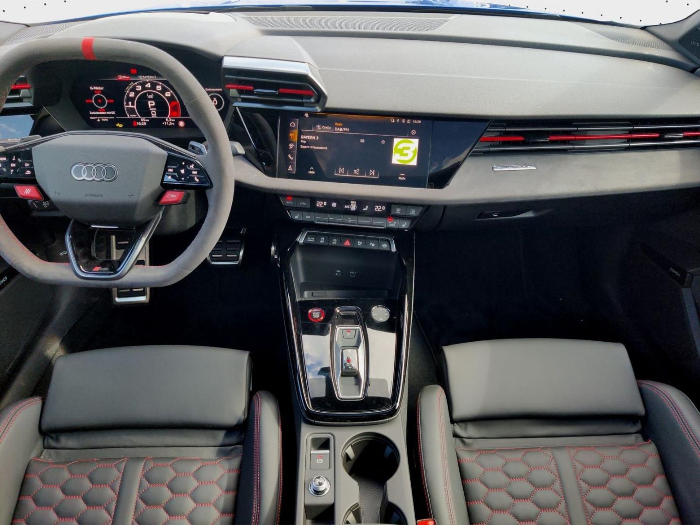 Image about Audi RS 3 Limousine TFSI quattro S tronic