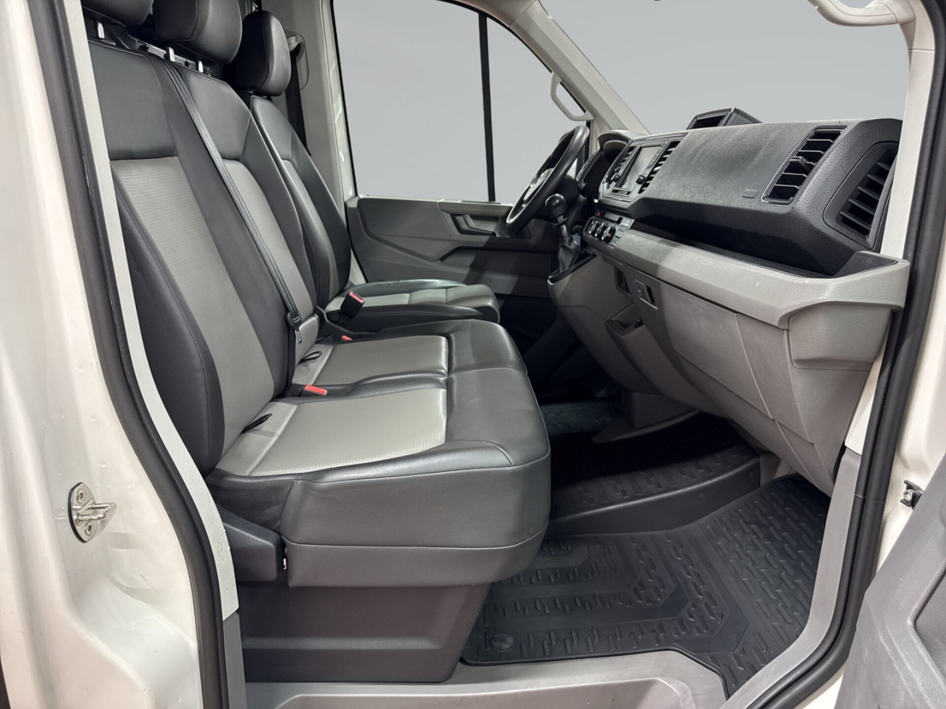 Volkswagen Crafter Kasten langer Radstand