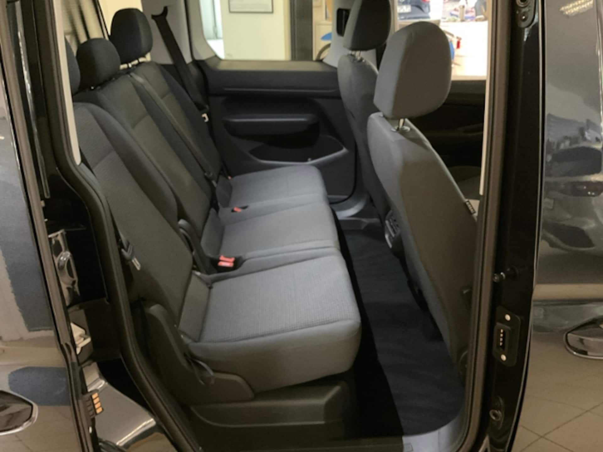Volkswagen Caddy Basis-Modell