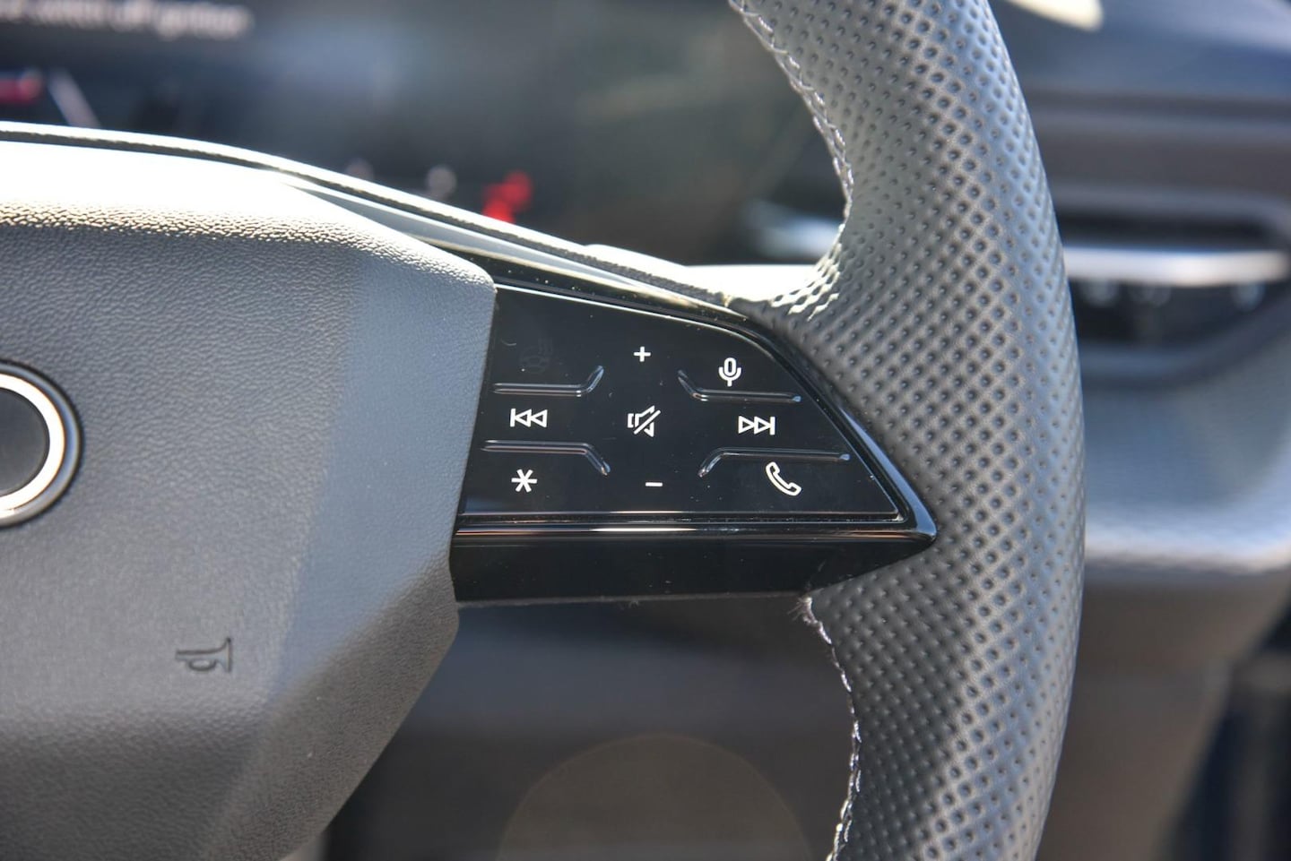 Image about Audi Q5 SUV TDI quattro 150 kW sport