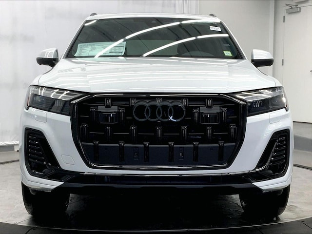 2026 Audi Q7 Premium - Photo 11