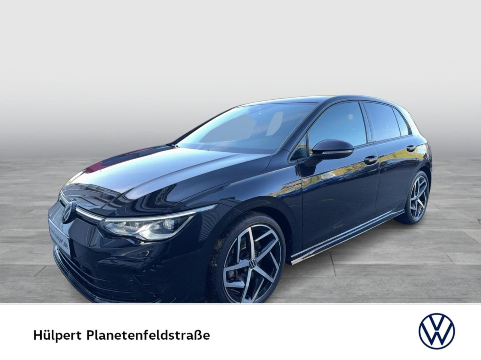 Volkswagen Golf R-Line