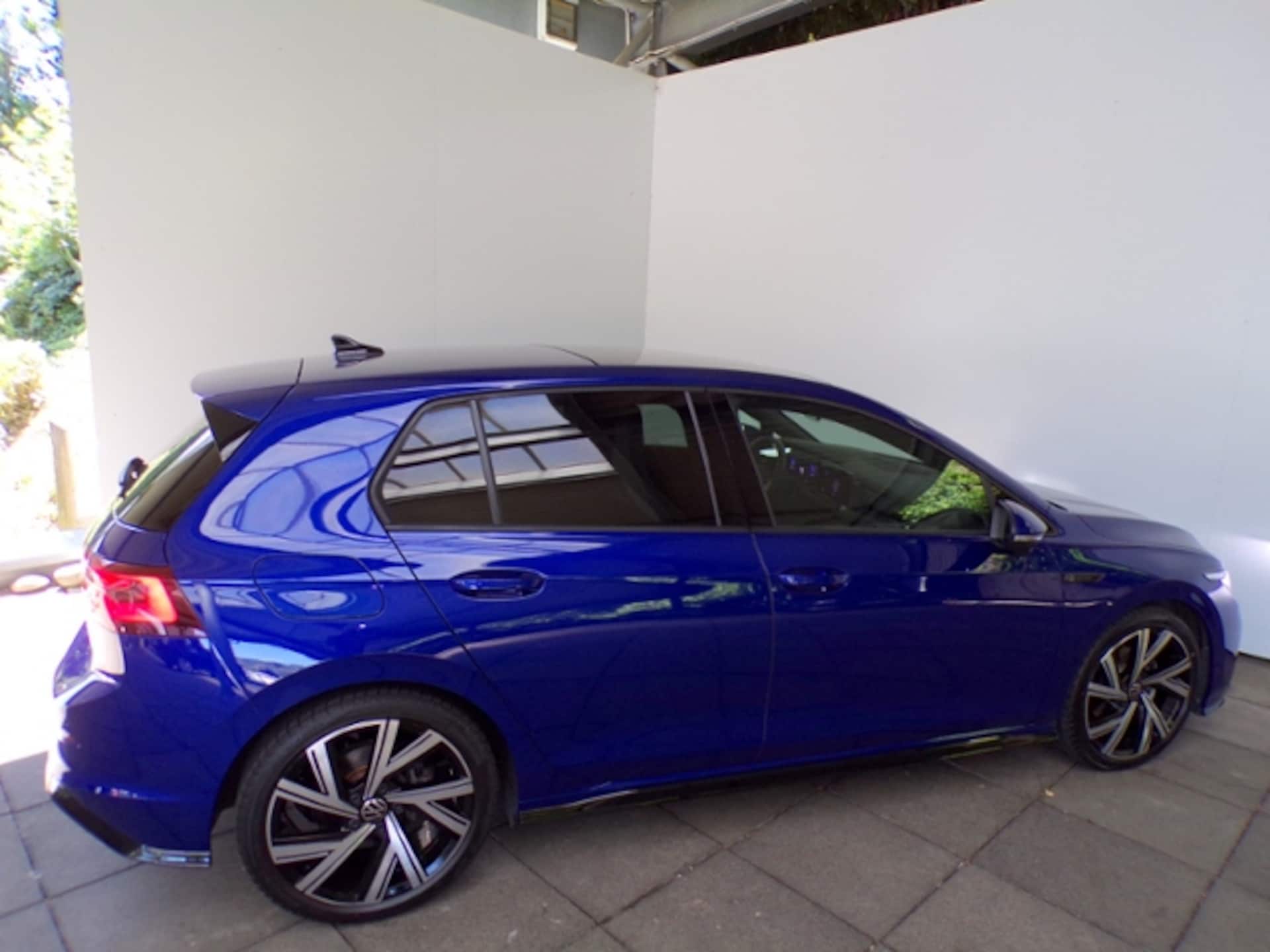 Volkswagen Golf R-Line