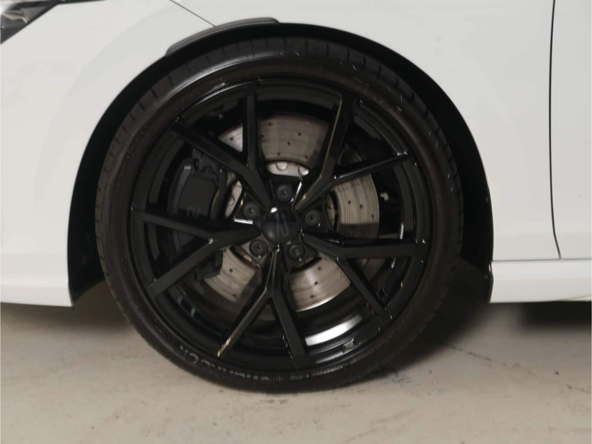 Volkswagen Golf R Black Edition
