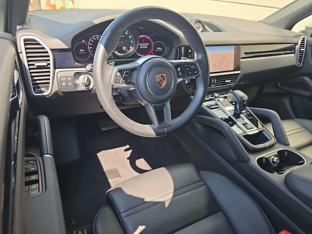 2023 Porsche Cayenne