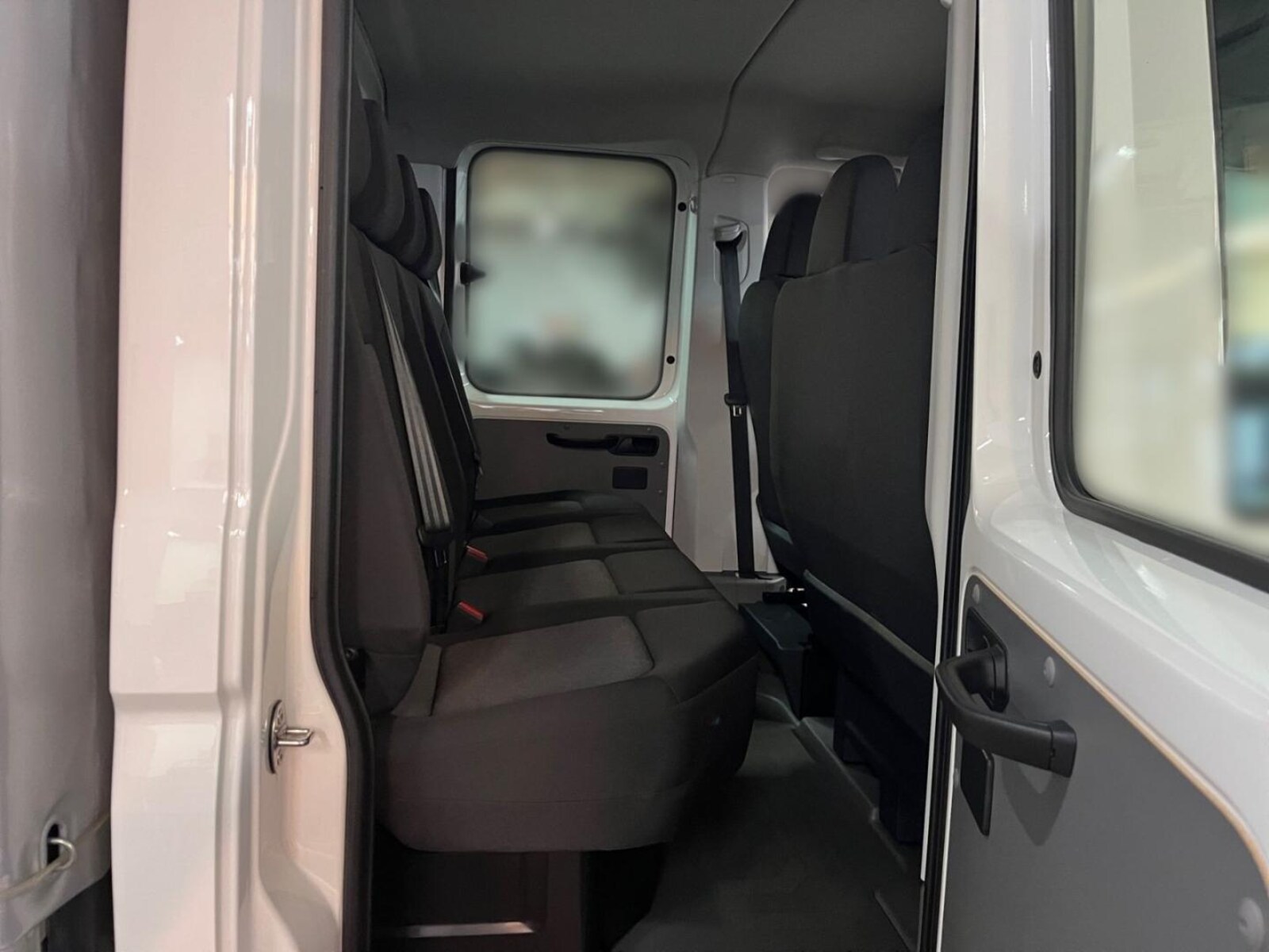 Volkswagen Crafter Doppelkabine mittlerer Radstand – Bild 14