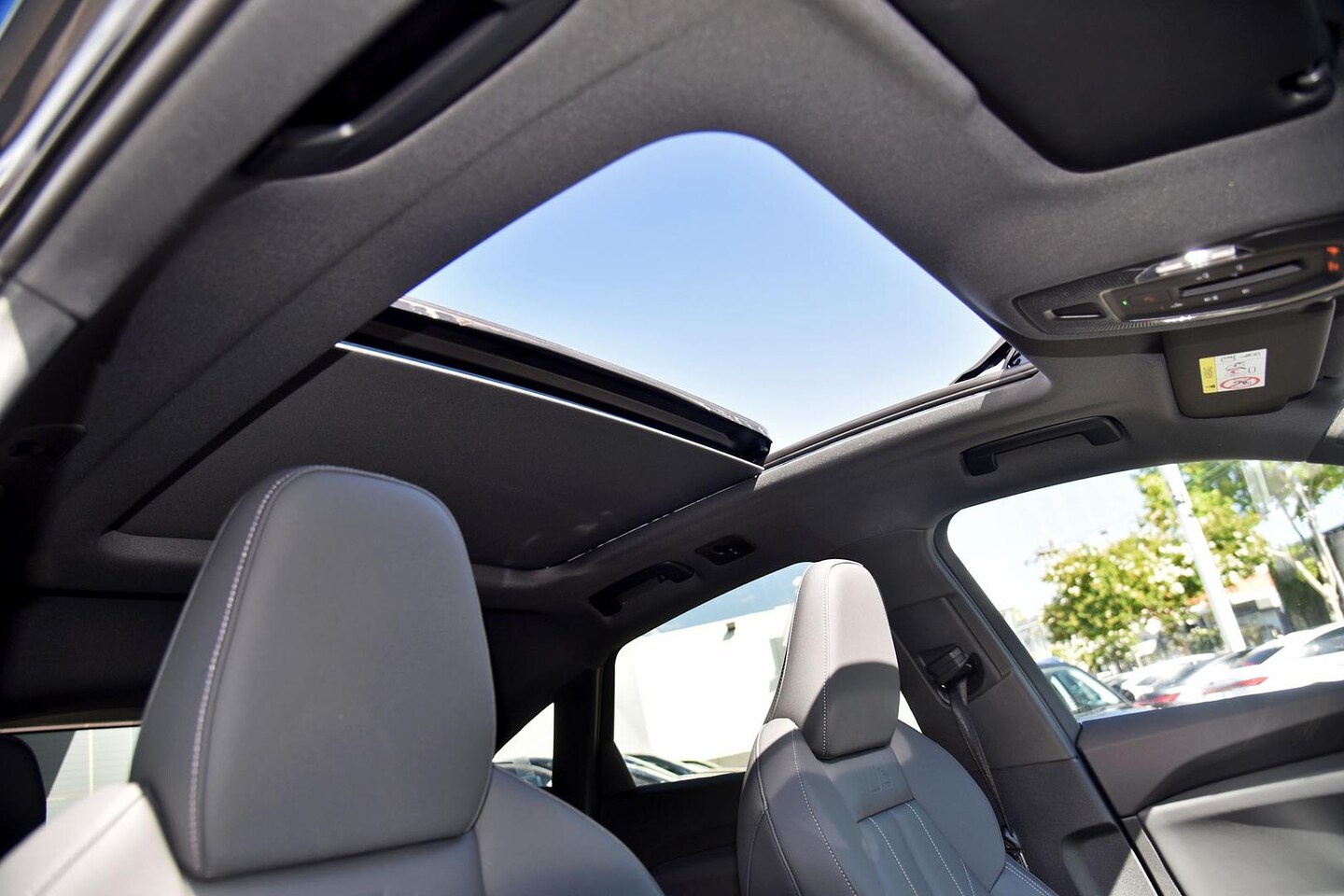 Image about Audi Q5 Sportback TDI quattro 150 kW sport