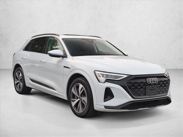 2024 Audi Q8 e-tron
