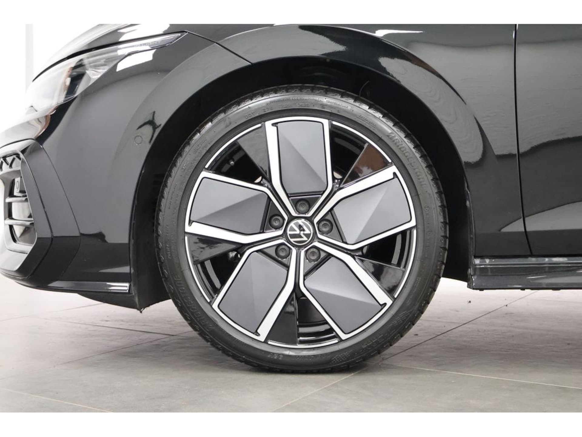 Volkswagen Golf Variant R-Line