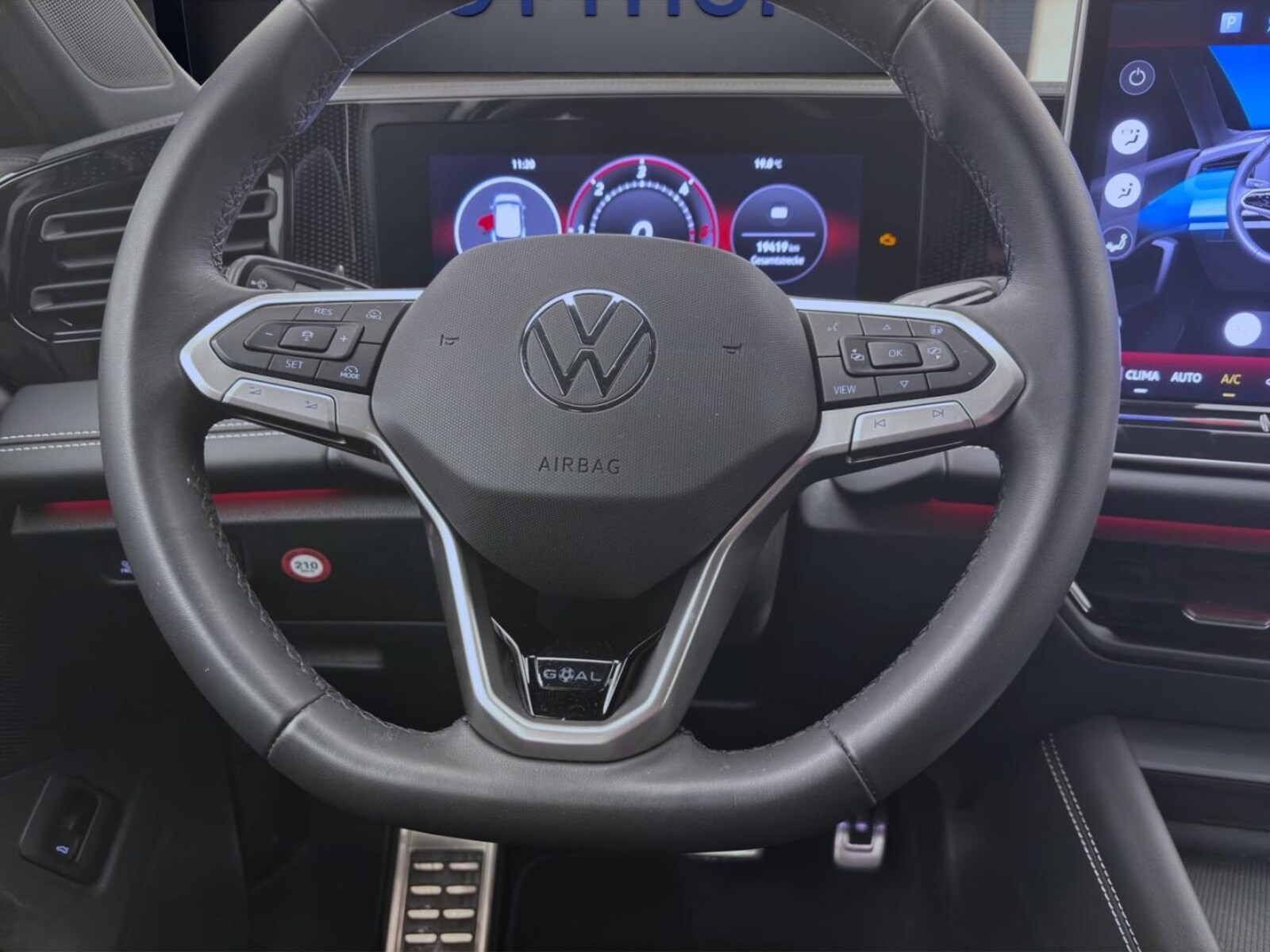 Volkswagen Tiguan – Bild 12