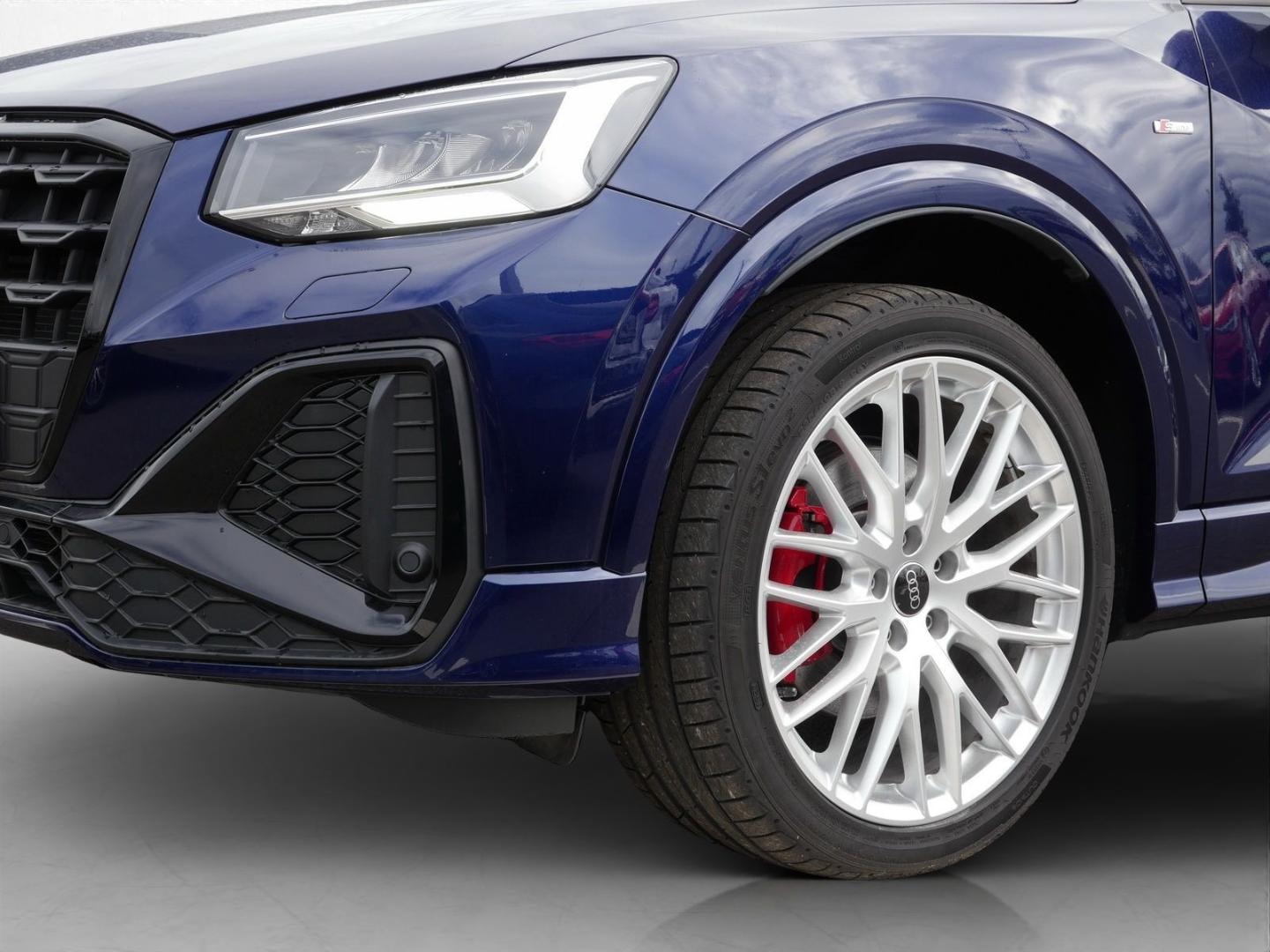Bild über Audi Q2 S line 35 TFSI Schaltgetriebe - für weitere Informationen kontaktieren Sie den Audi Partner
