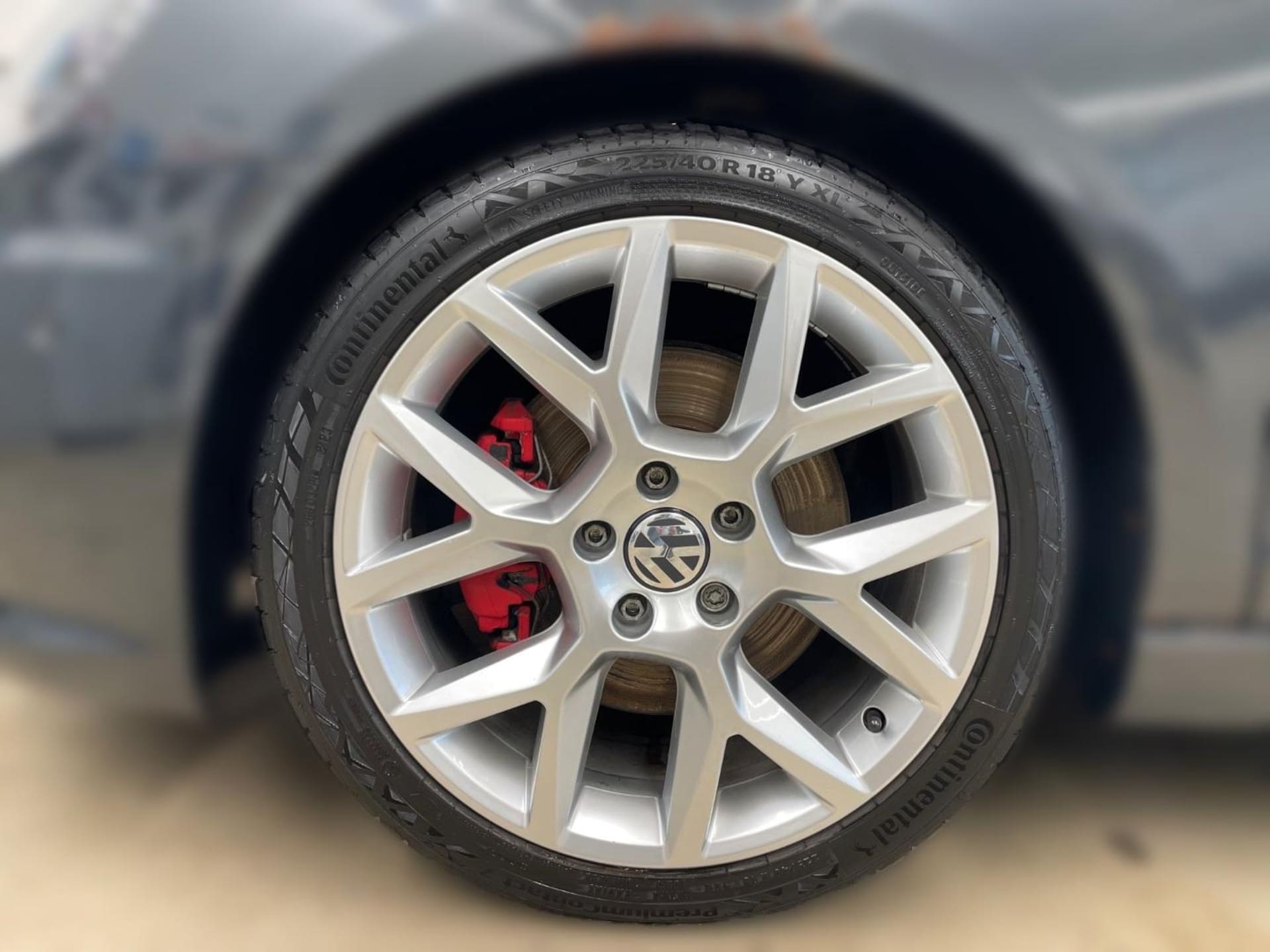 Volkswagen Golf GTI