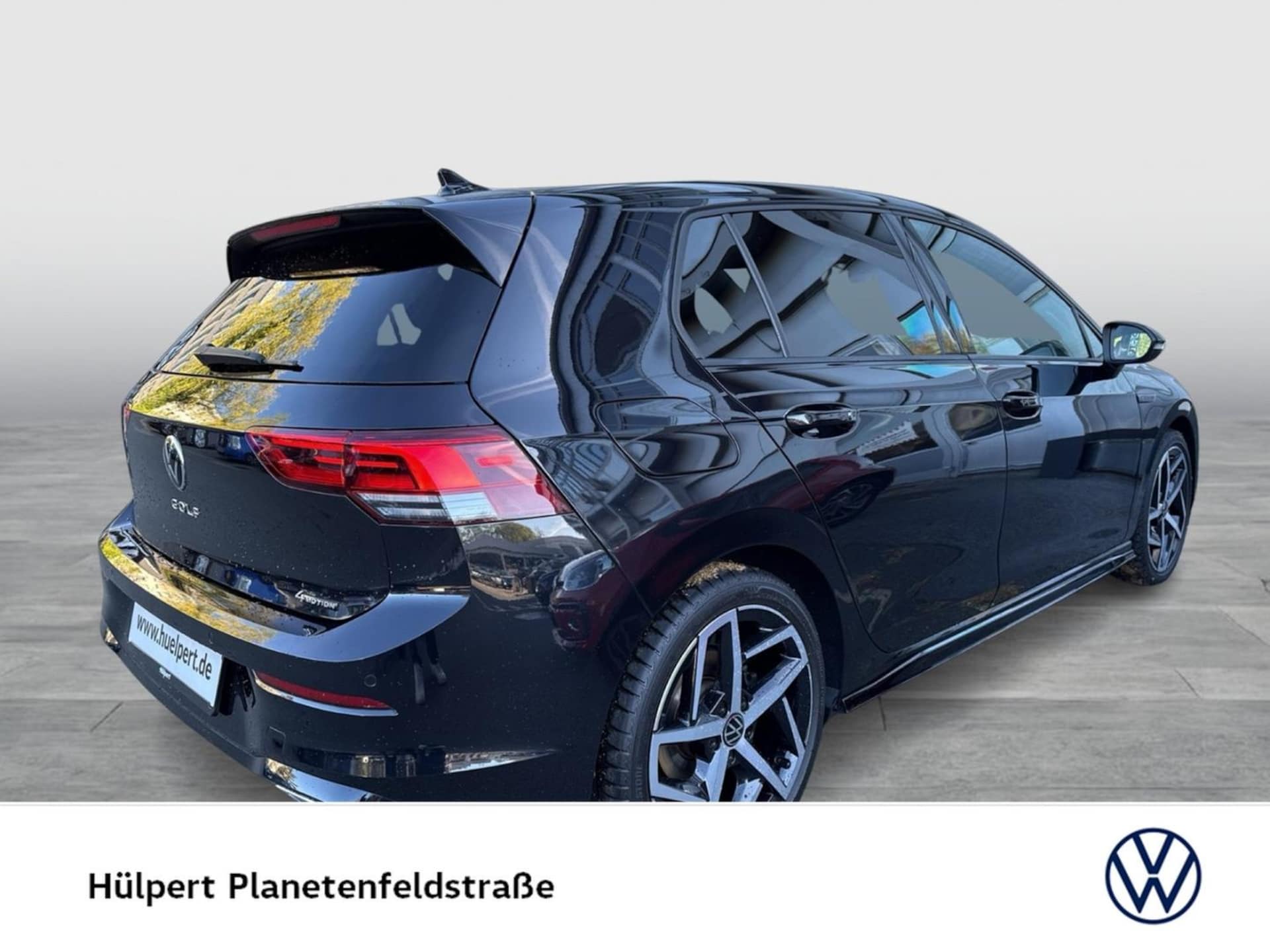 Volkswagen Golf R-Line