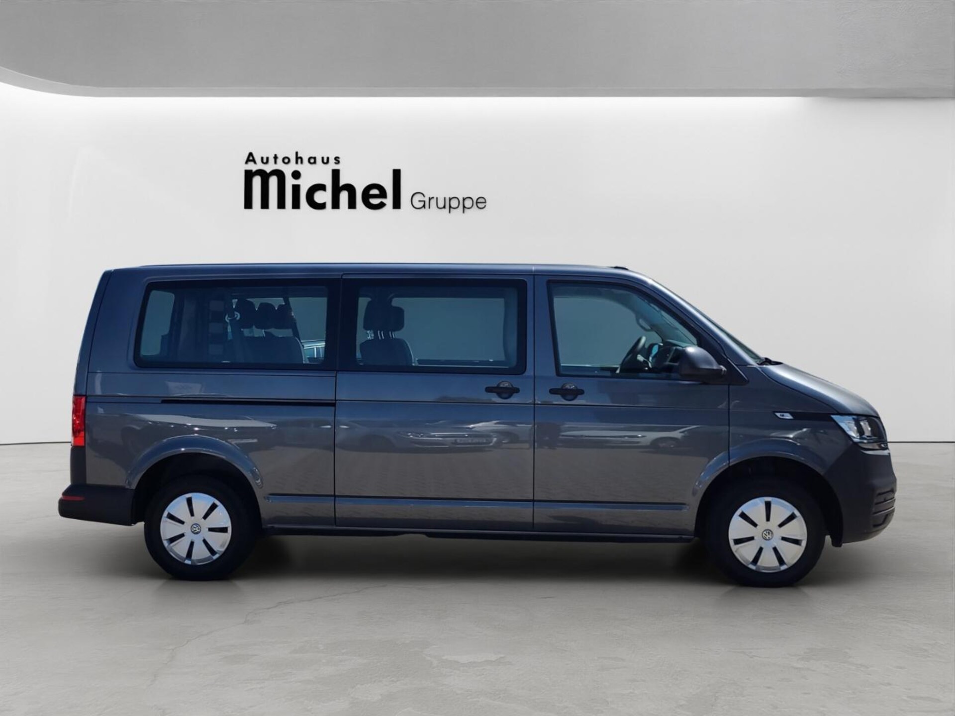 Volkswagen T6.1 Transporter Kombi langer Radstand