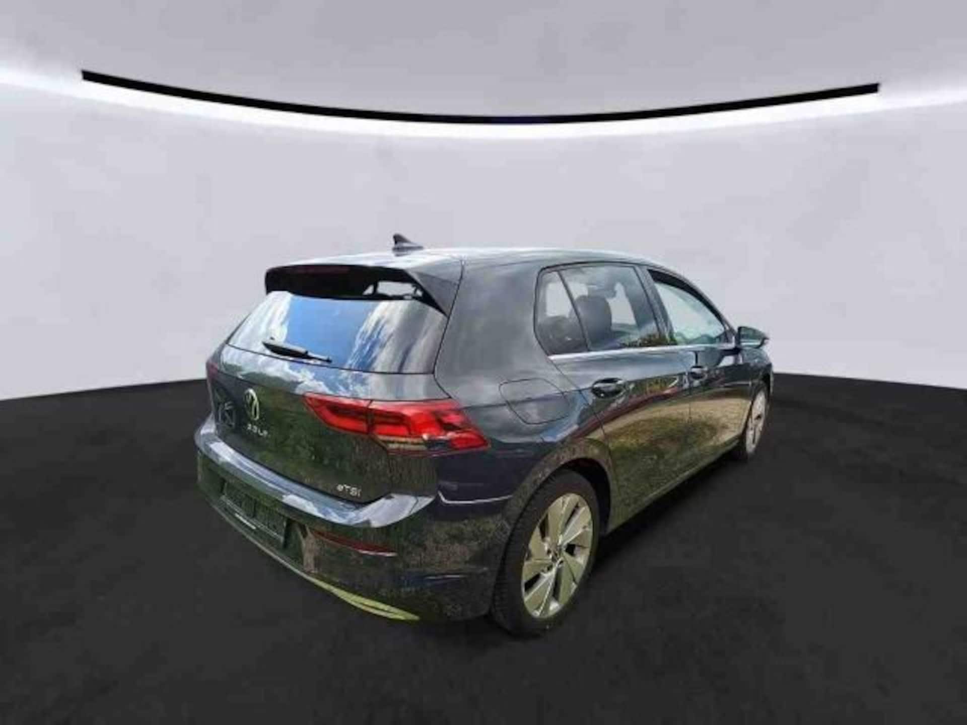 Volkswagen Golf Style