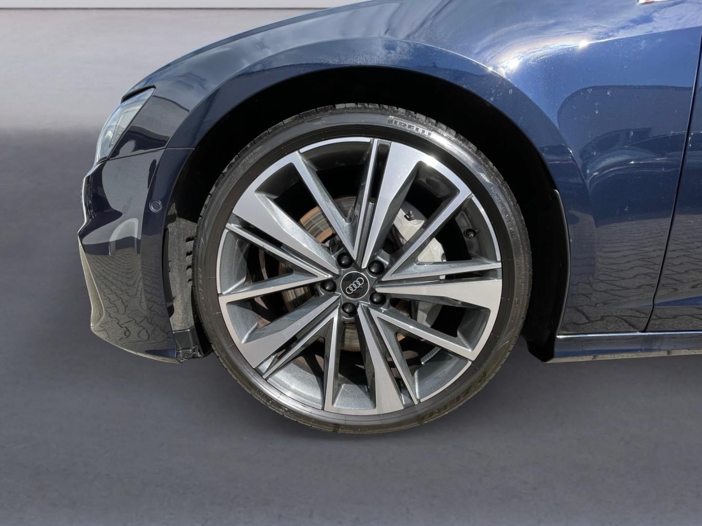 Bild über Audi A6 Avant S line 55 TFSI quattro S tronic - für weitere Informationen kontaktieren Sie den Audi Partner