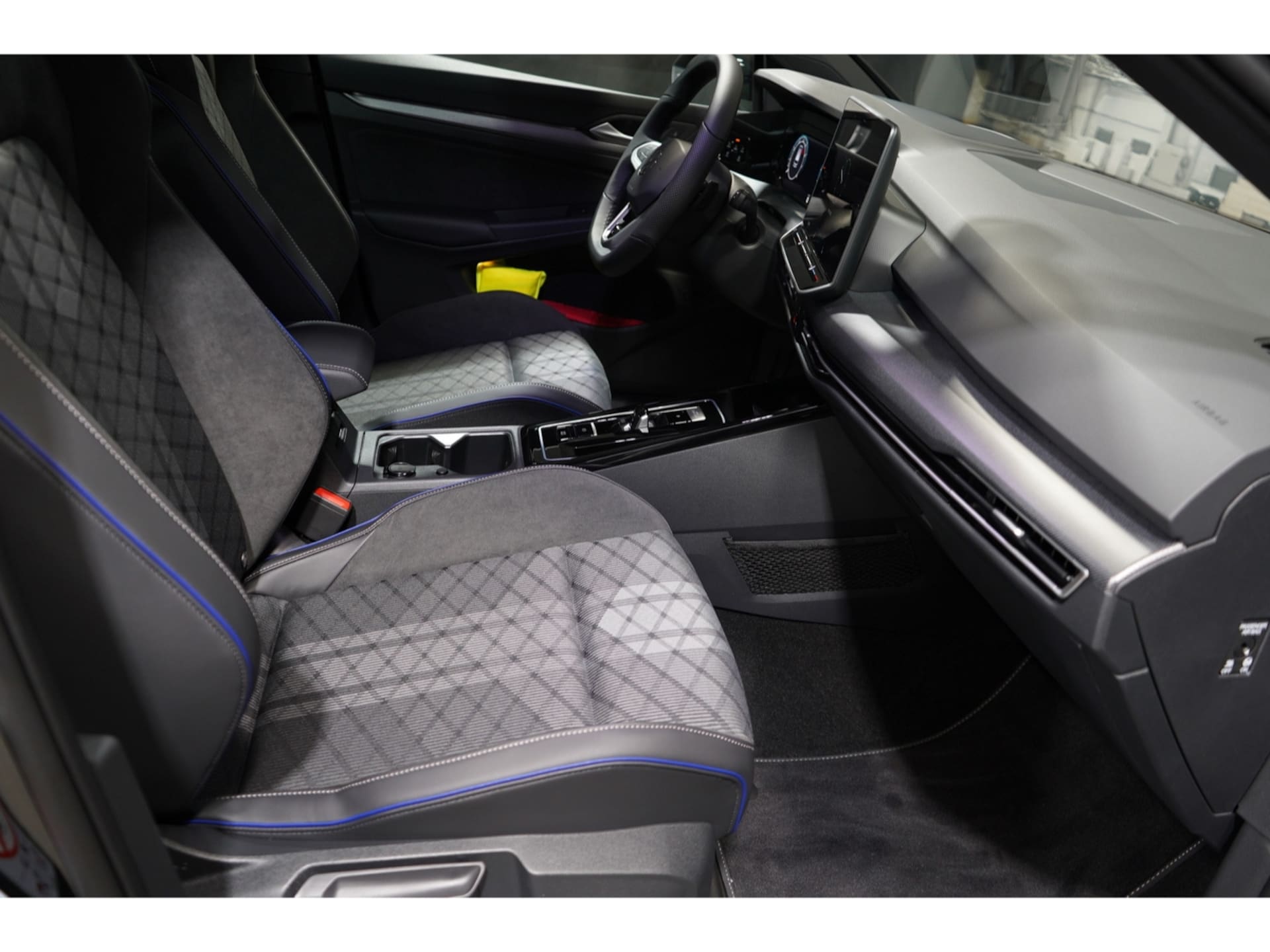 Volkswagen Golf Variant R-Line