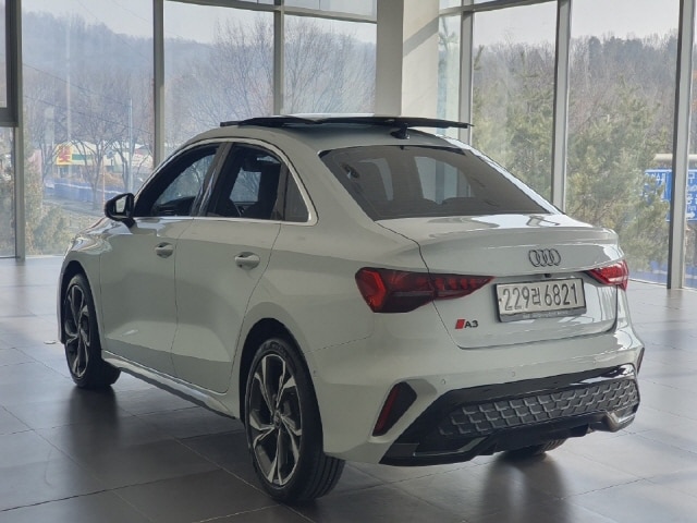 Audi A3 40 TFSI Premium 150 204 kW hp S tronic 3