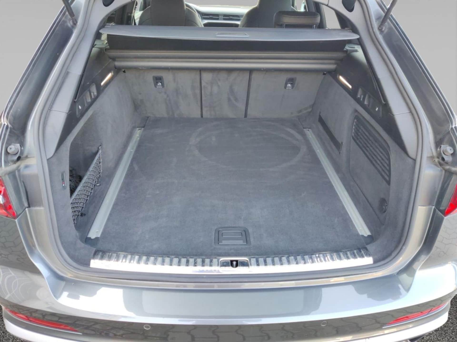 Audi S6 Avant