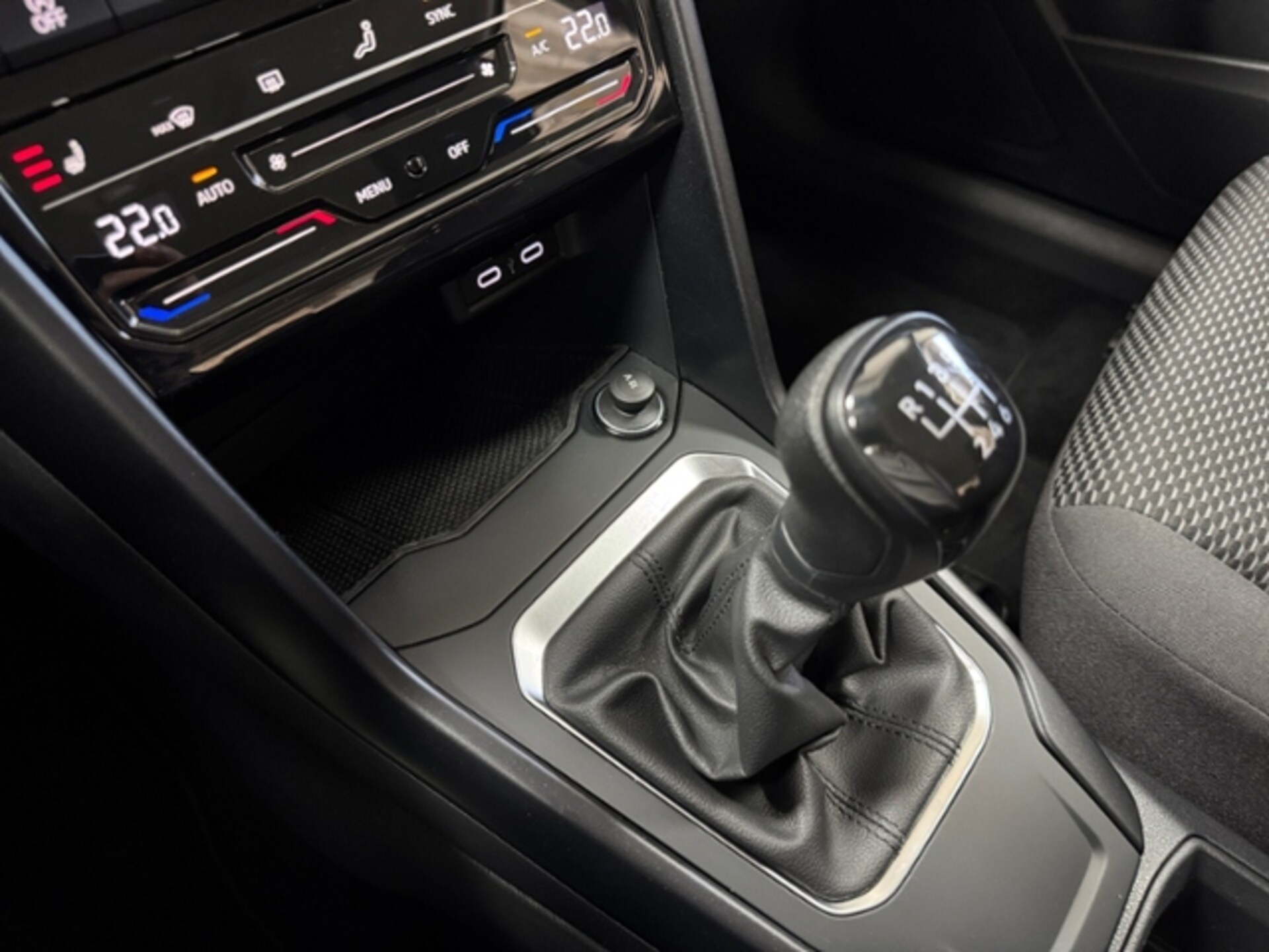 Volkswagen T-Roc Basis-Modell