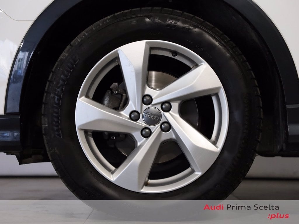 Immagine di Audi Q3 Business Advanced 35 TDI quattro 110 kW (150 PS) 6-marce - Vista: for more details contact your dealer